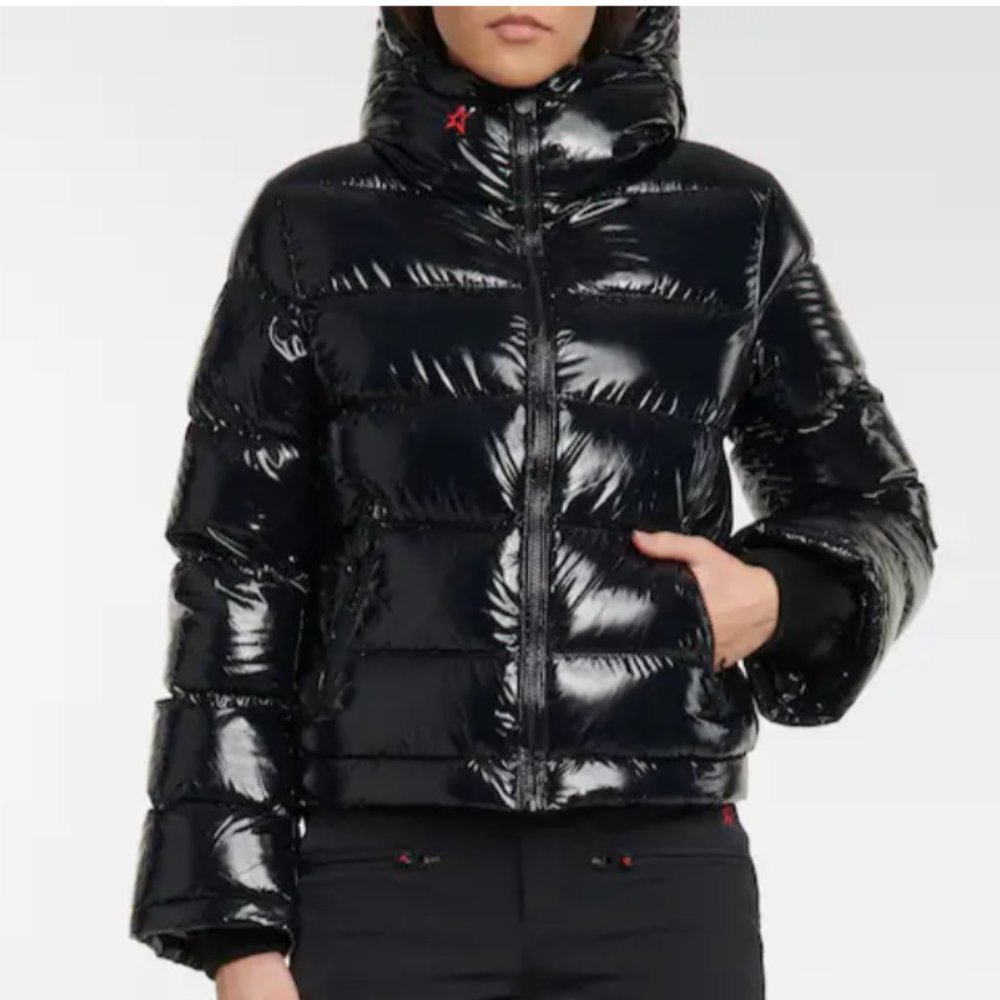 PERFECT MOMENT Polar Flare down ski jacket